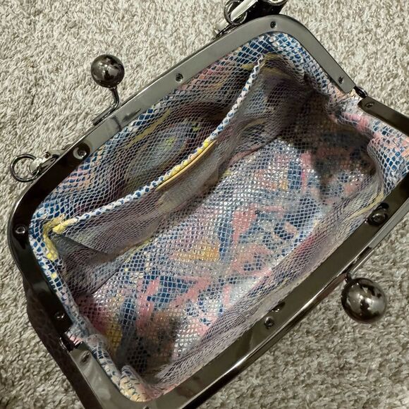 Genuine Bison Leather Handmade Vintage Style Clutch Bag, Wristlet, Crossbody - Picture 16 of 16